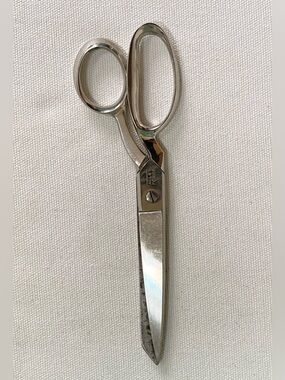VTG Valley Forge Steel Tailor Fabric Scissors Shears Metallic Scissors Italy 8”